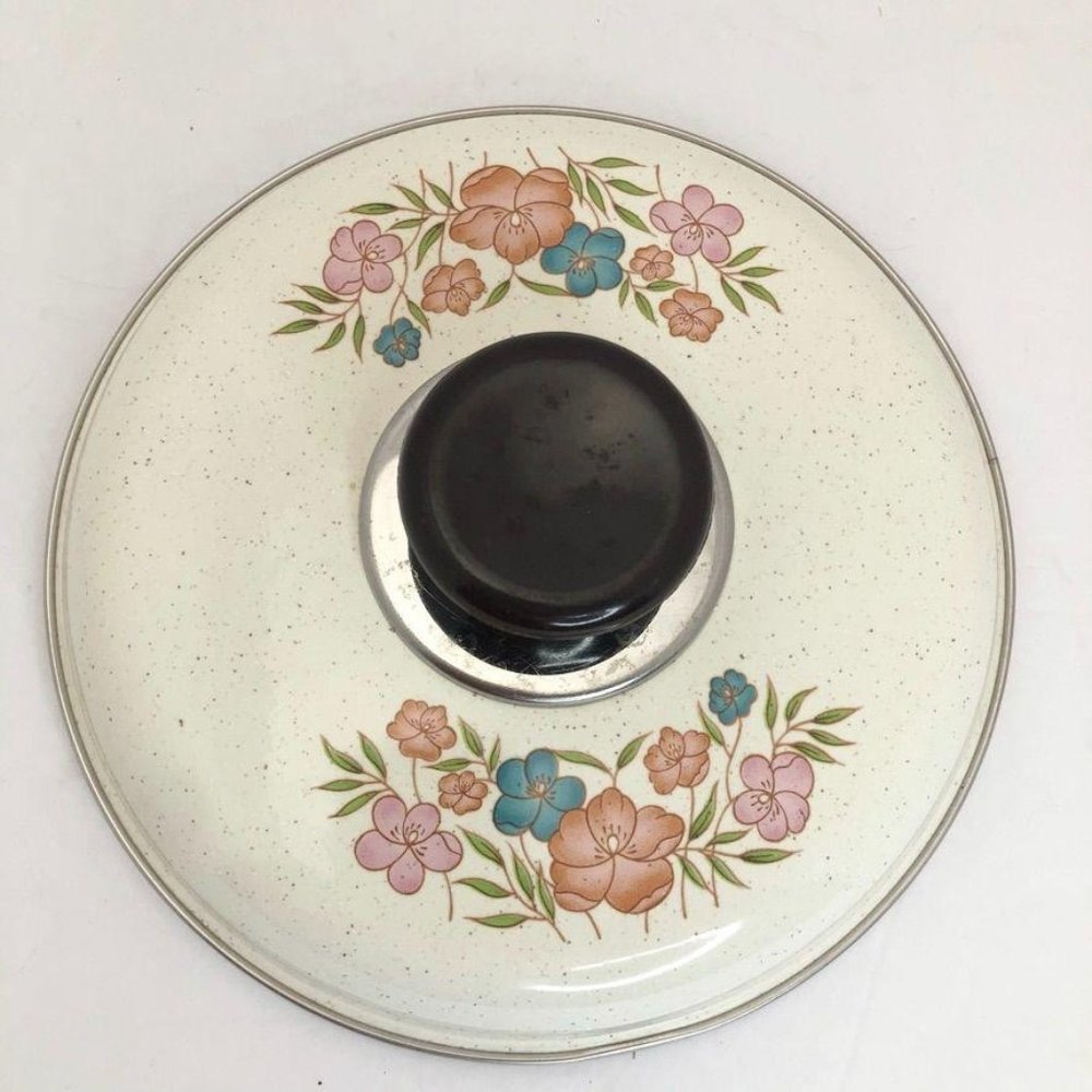 Vintage Aluminum Enamel Pot Lid Flowers 7 inch